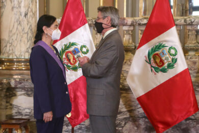 Image from https://www.flickr.com/photos/presidenciaperu/50835636288